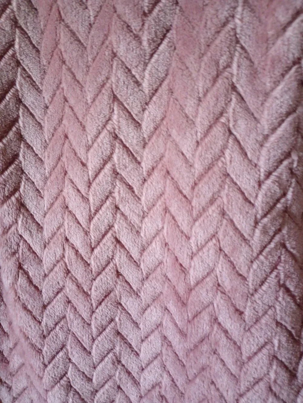 Rose Colored 50x60 Soft Throw Blanket NWT